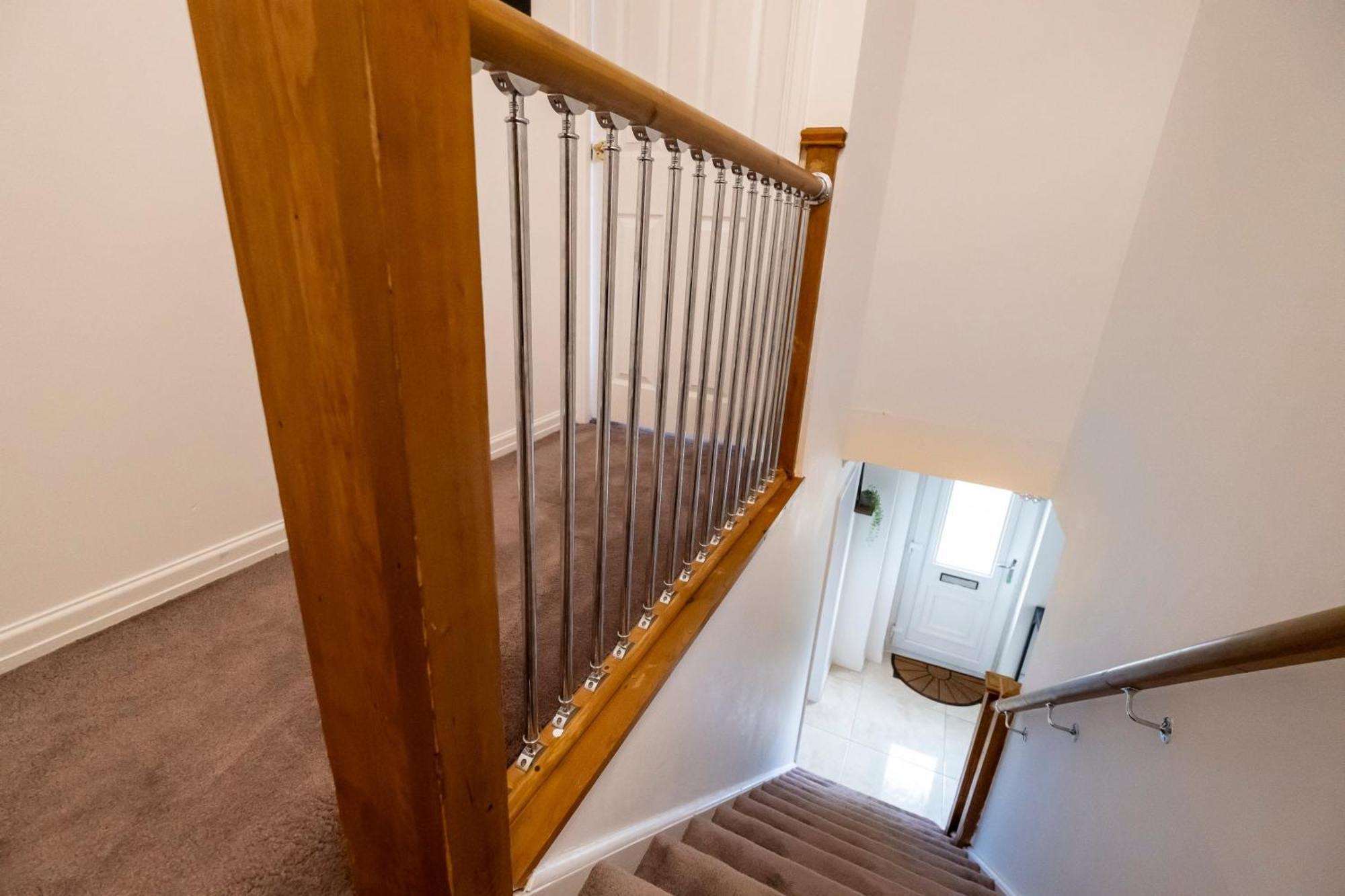 Colwell 4 Bedroom, 3 Bathroom House Apartment Derby