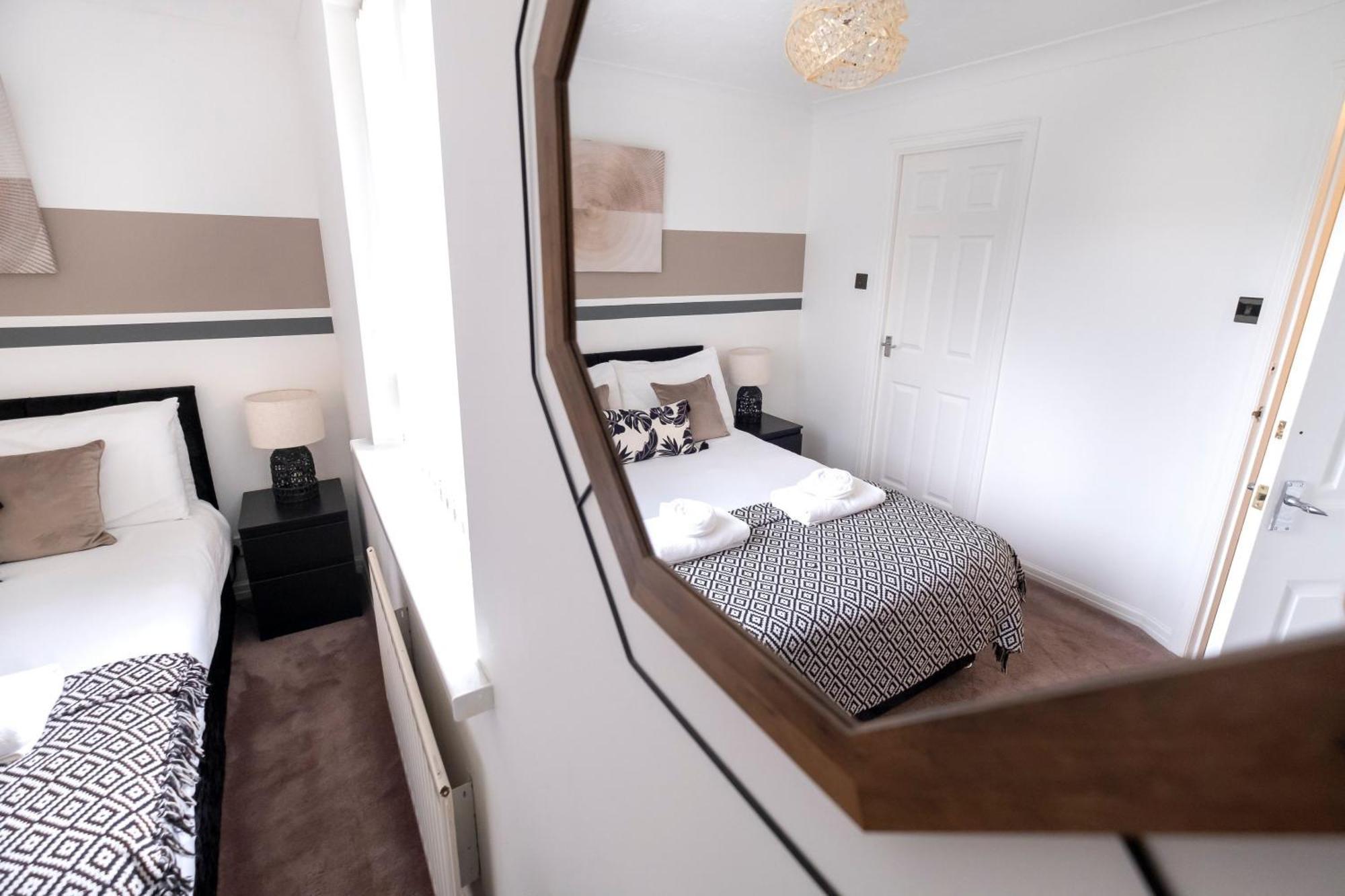Apartment Colwell 4 Bedroom, 3 Bathroom House Derby