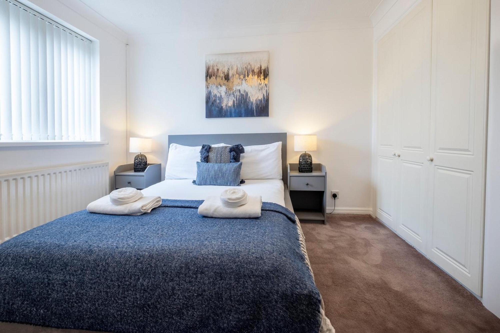 Apartment Colwell 4 Bedroom, 3 Bathroom House Derby