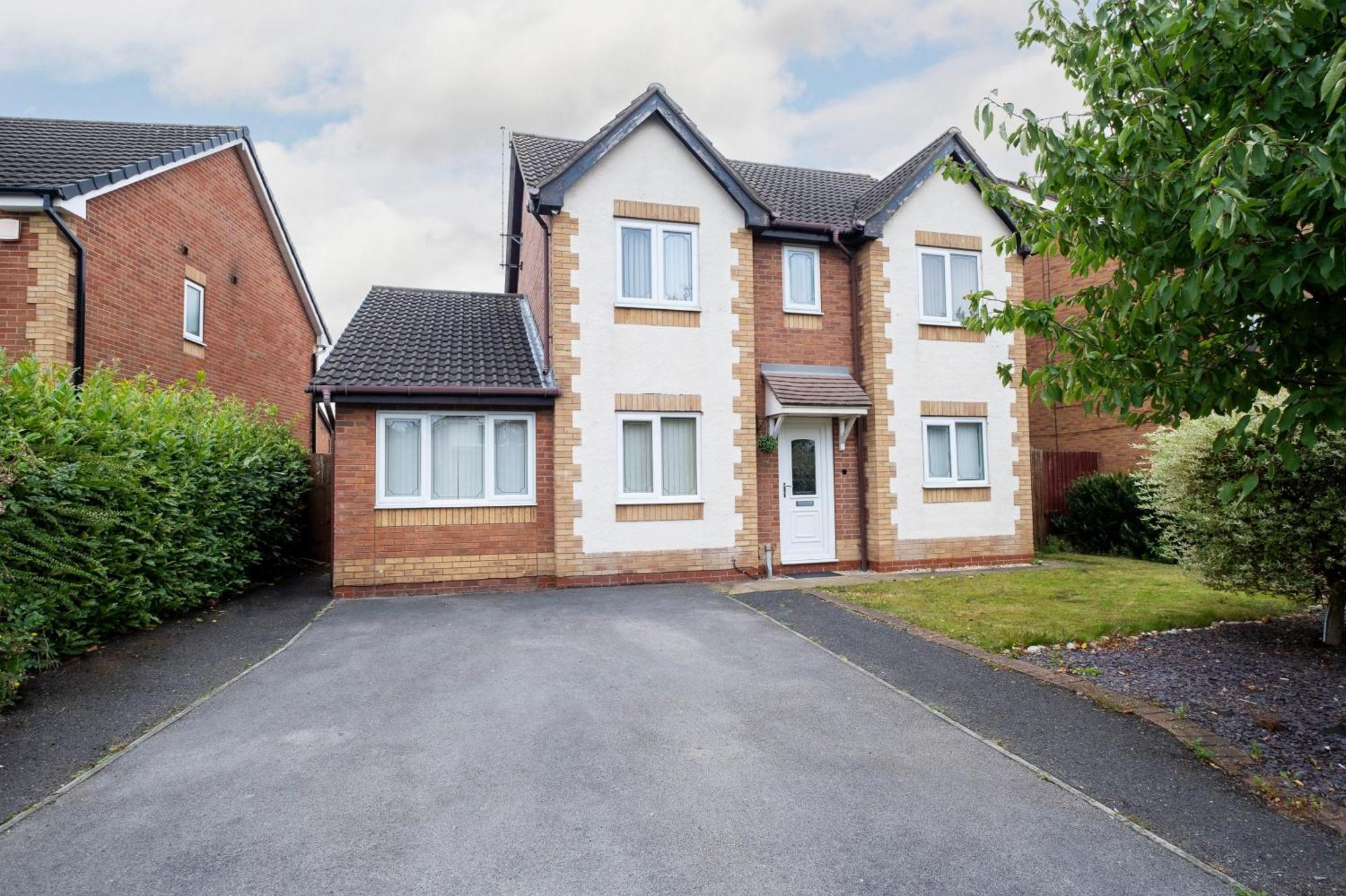 Colwell 4 Bedroom, 3 Bathroom House * Derby